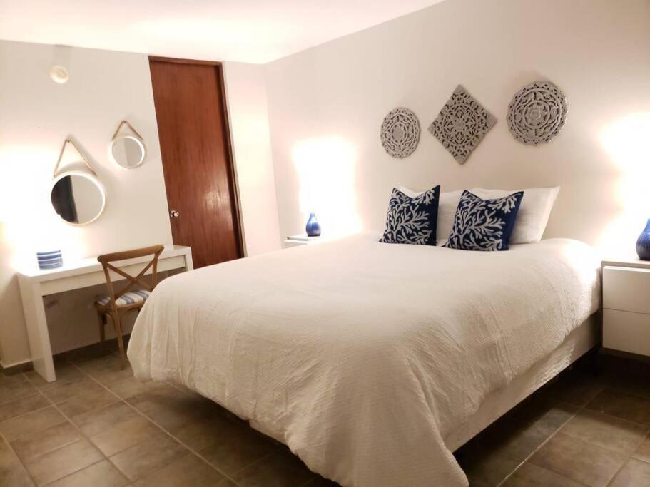 1St Level Unit Steps To Beach- Cold Air Conditioner At Poza Del Mar Luquillo Esterno foto