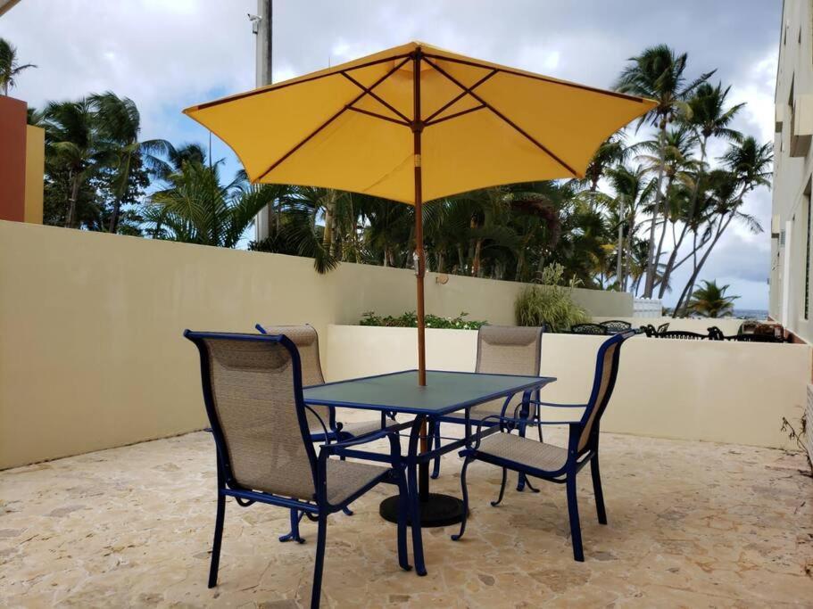 1St Level Unit Steps To Beach- Cold Air Conditioner At Poza Del Mar Luquillo Esterno foto