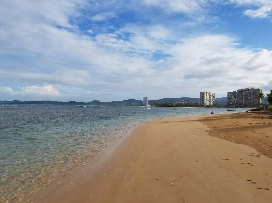 1St Level Unit Steps To Beach- Cold Air Conditioner At Poza Del Mar Luquillo Esterno foto